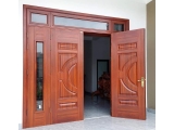 Công ty cung cấp cửa thép vân gỗ giá tốt tại Bình Dương - Giao tận nơi
