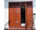 Cửa thép vân gỗ sang trọng giá tốt ở Bình Dương - Giao tận nơi