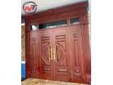 Tư vấn, thi công cửa thép vân gỗ 4 cánh lệch tại Bình Dương – LH 0969.33.55.99