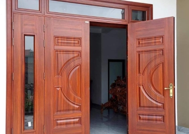 Công ty cung cấp cửa thép vân gỗ giá tốt tại Bình Dương - Giao tận nơi