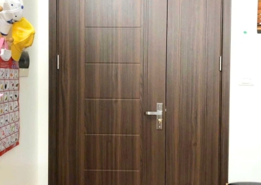 Cửa nhựa composite lắp đặt tận nơi tại Bình Dương - Tiến độ nhanh