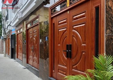 Cửa thép vân gỗ chất lượng tại Bình Dương – Đa dạng mẫu mã, đảm bảo chất lượng
