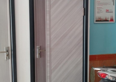 Địa chỉ bán cửa nhựa composite chất lượng tại Bình Dương - Giao nhanh