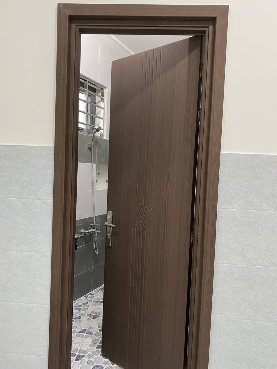 Cửa nhựa composite chất lượng cao ở Bình Dương 