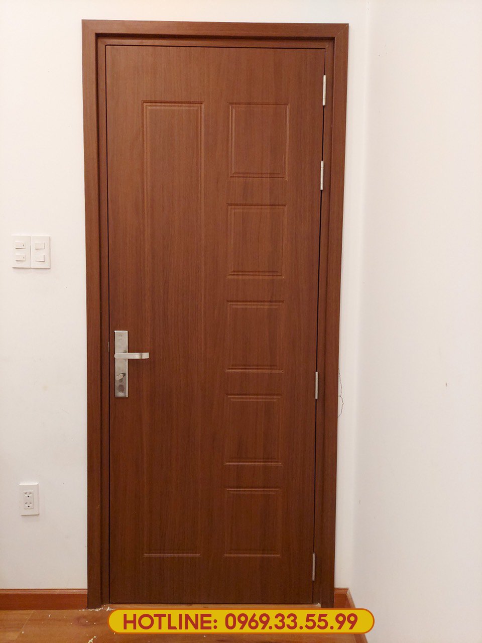 Cửa nhựa composite cho công trình dân dụng ở Bình Dương - Miễn phí vận chuyển