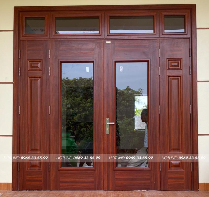 Đại lý cửa thép vân gỗ giữ nhiệt tốt tại Bình Dương