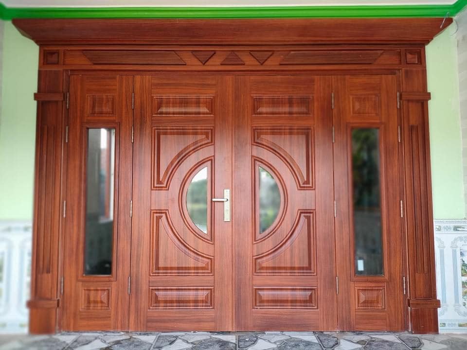 Cửa thép vân gỗ sang trọng giá tốt ở Bình Dương - Giao tận nơi