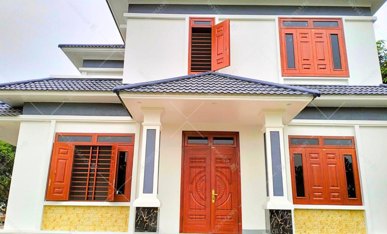 Thi công cửa thép vân gỗ theo yêu cầu tại Bình Dương - Đúng tiến độ