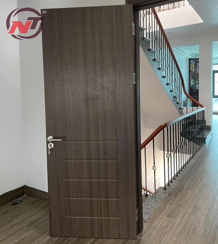Cửa nhựa composite Bình Dương – Miễn 100% phí vận chuyển