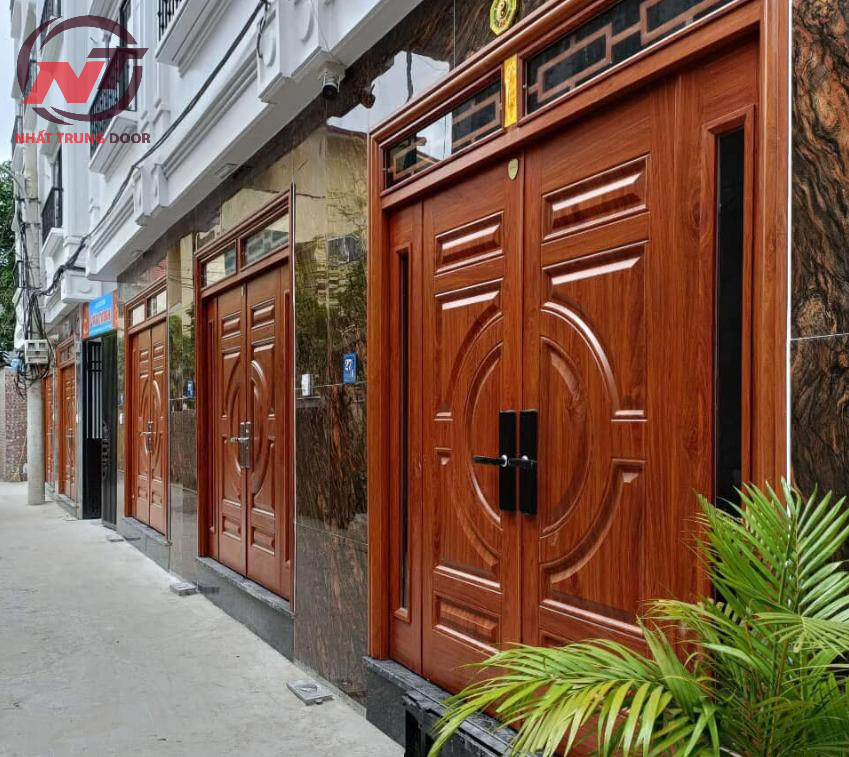 Cửa thép vân gỗ chất lượng tại Bình Dương – Đa dạng mẫu mã, đảm bảo chất lượng