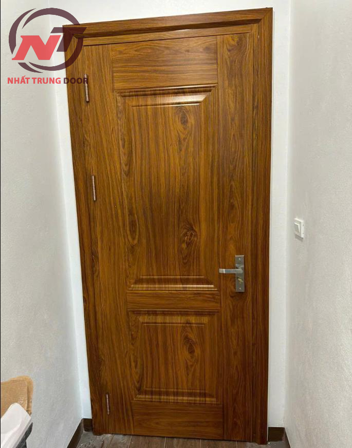 Mua cửa thép vân gỗ 1 cánh giá rẻ tại Bình Dương – Cam kết chất lượng